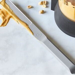 Pampered Chef Long Skinny Blender Scraper